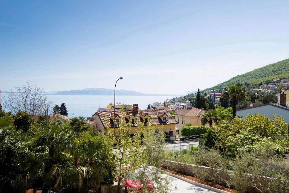 Apartmani Ve-Ro 1 Opatija Zewnętrze zdjęcie